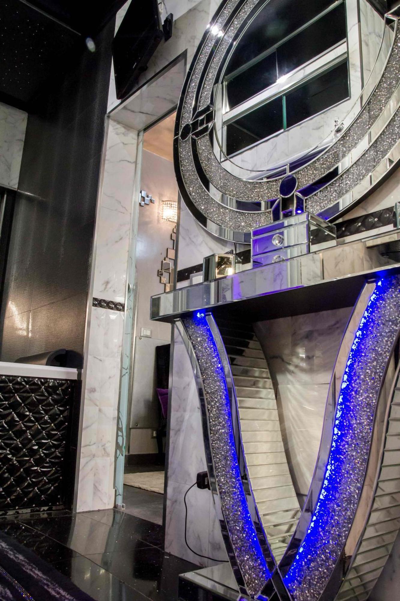 Jacuzzi Suitesweetrome Apartamento